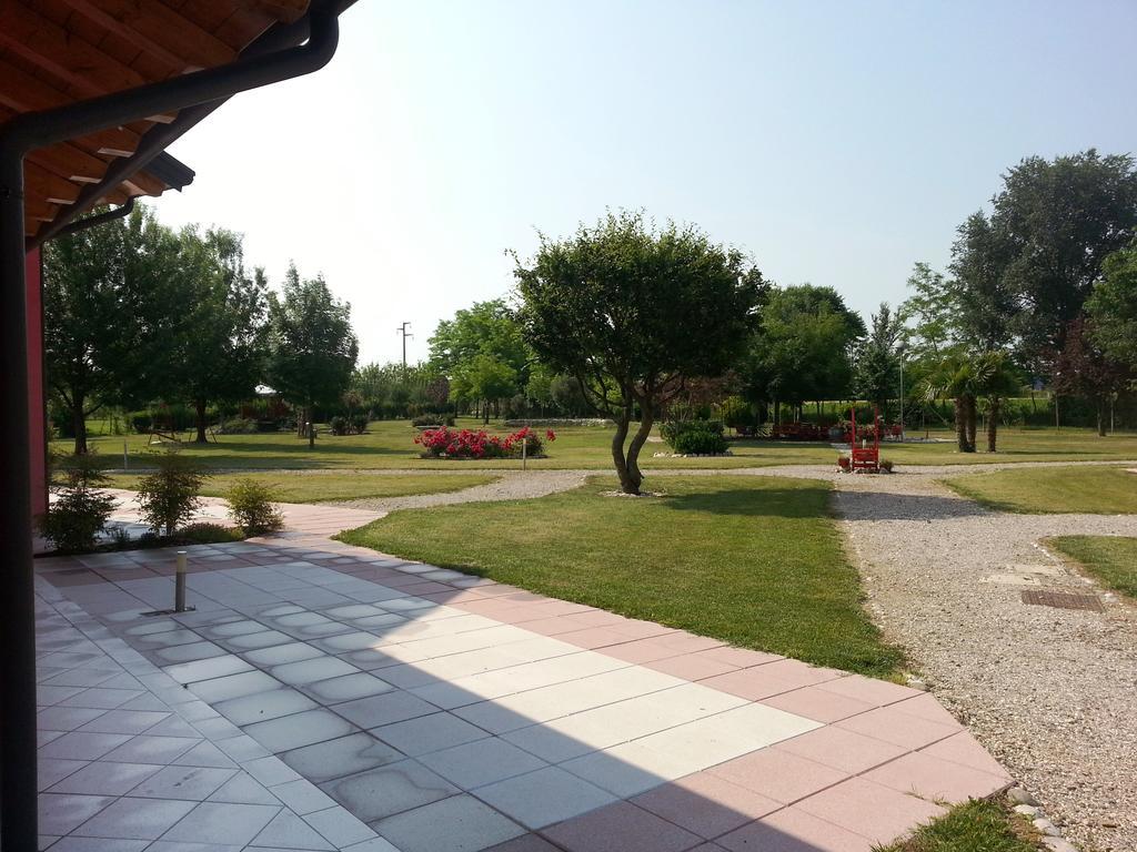 Dogana Vecchia - Hotel & Residence B&B Ristorante & Pizzeria Trivignano Udinese Exterior photo