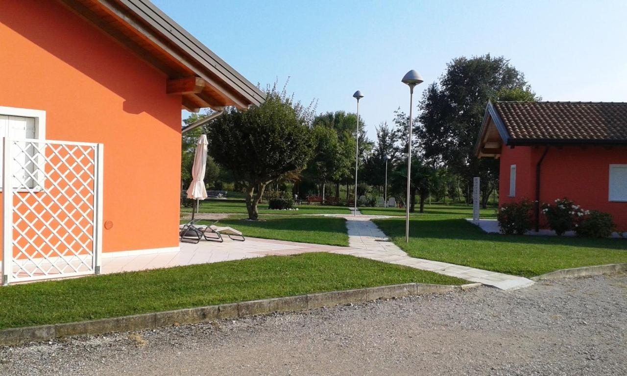 Dogana Vecchia - Hotel & Residence B&B Ristorante & Pizzeria Trivignano Udinese Exterior photo